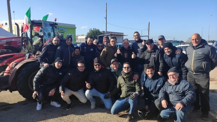 agricoltori protesta rutigliano