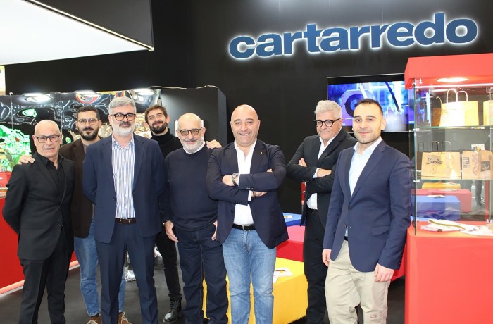 staff cartarredo confezionamento