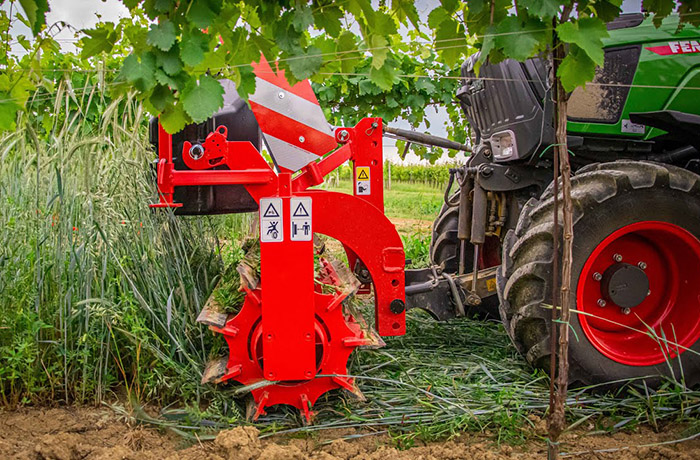 inerbimento in vigneto 1 - roller crimper